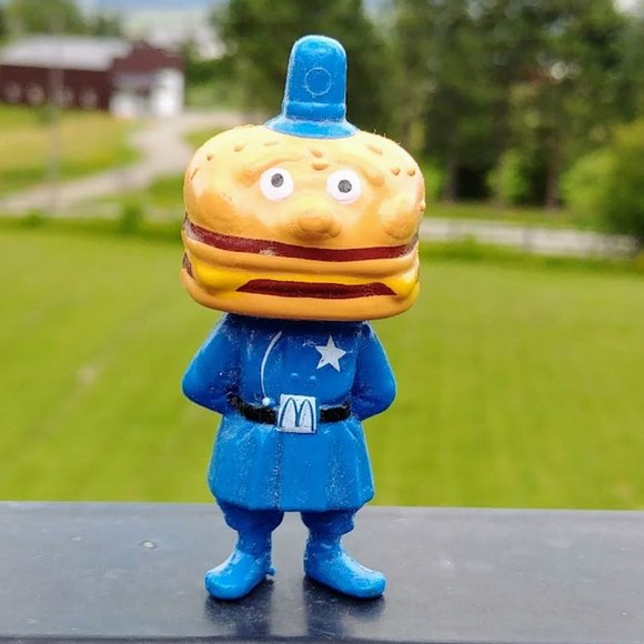 Vintage 1985 Officer Big Mac McDonald's Happy Meal Toy - Picture 1 of 5